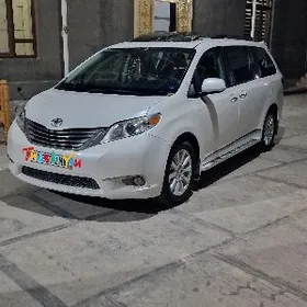 Toyota Sienna 2017