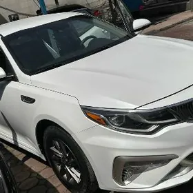 Kia Optima 2020