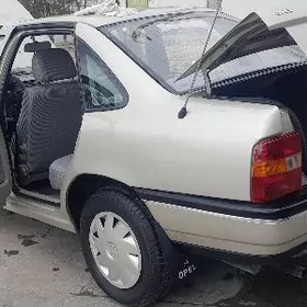 Opel Vectra 1993
