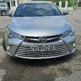 Toyota Camry 2016