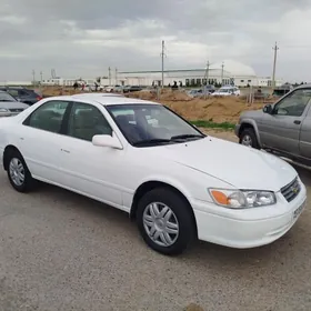 Toyota Camry 2000