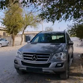 Mercedes-Benz ML350 2009