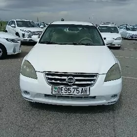 Nissan Altima 2005