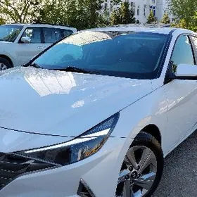 Hyundai Elantra 2021