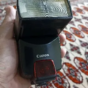 Продаю ВСПЫШКУ380 EX TTL Cano