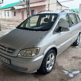 Opel Zafira 2004
