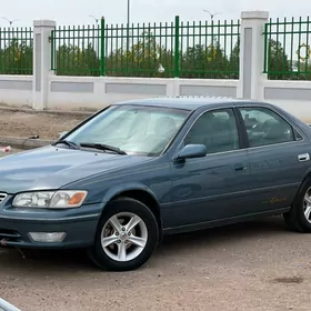 Toyota Camry 2001