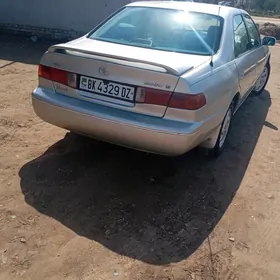 Toyota Camry 2000