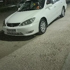 Toyota Camry 2004