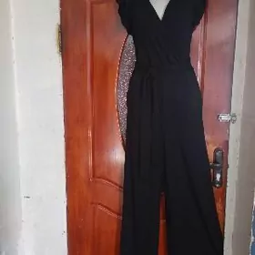 Комбинезоны женские разные