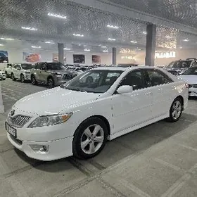 Toyota Camry 2011