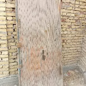 железная дверь