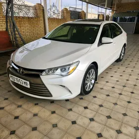Toyota Camry 2015