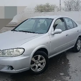 Nissan Sunny 2010