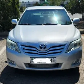 Toyota Camry 2010