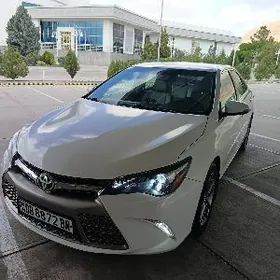 Toyota Camry 2015