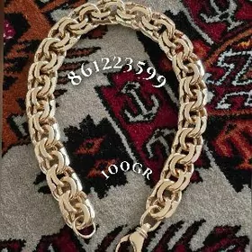 gyzyla menzes kardinal braslet