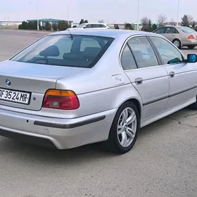 BMW 528 2001