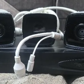 комплект HIKVISION