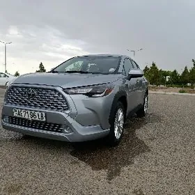 Toyota Corolla Cross 2023