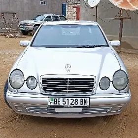Mercedes-Benz C320 1997