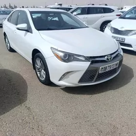 Toyota Camry 2016
