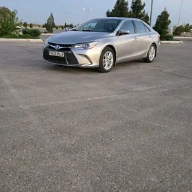 Toyota Camry 2016