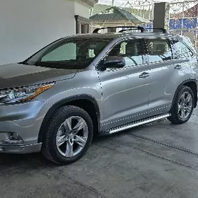 Toyota Highlander 2015