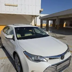 Toyota Avalon 2018