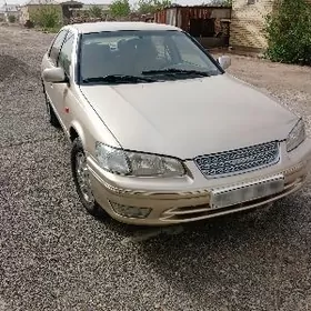 Toyota Camry 1999