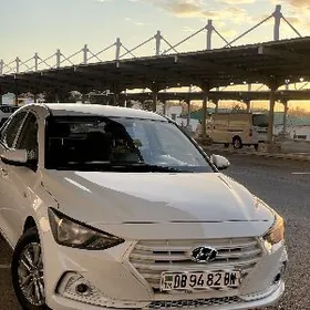 Hyundai Elantra 2021