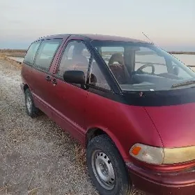 Toyota Previa 1993