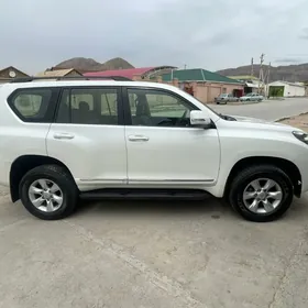 Toyota Land Cruiser Prado 2012