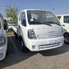Kia Bongo 2025