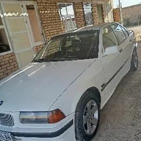 BMW 320 1992