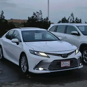 Toyota Camry 2022