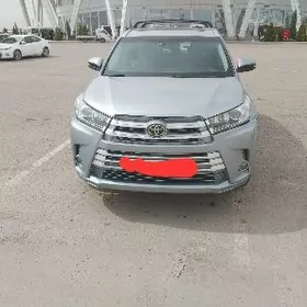 Toyota Highlander 2015