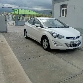 Hyundai Elantra 2014