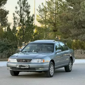 Toyota Avalon 1999