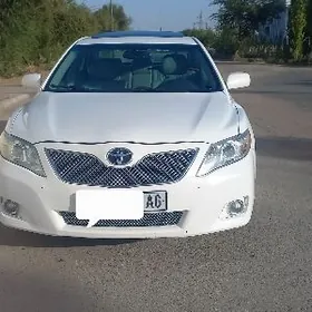 Toyota Camry 2010