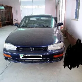 Toyota Camry 1992