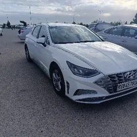 Hyundai Sonata 2020