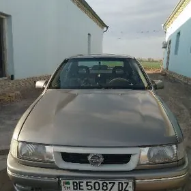 Opel Vectra 1989