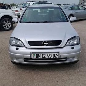 Opel Astra 2000