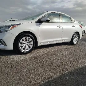 Hyundai Accent 2021