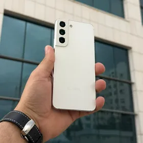 Samsung S22🤍8/128