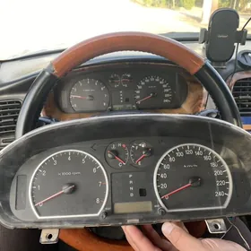 Hundai sanata  Tablo