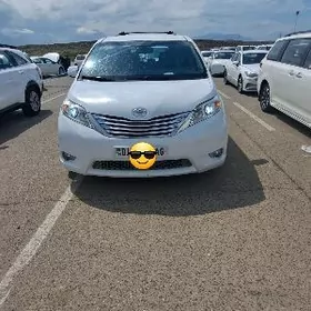 Toyota Sienna 2017