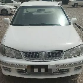 Nissan Sunny 2001