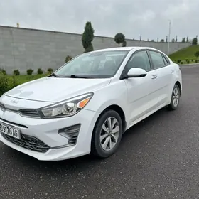 Kia Rio 2021